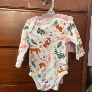 Pack of two 0/3 month one onesies pink and nature